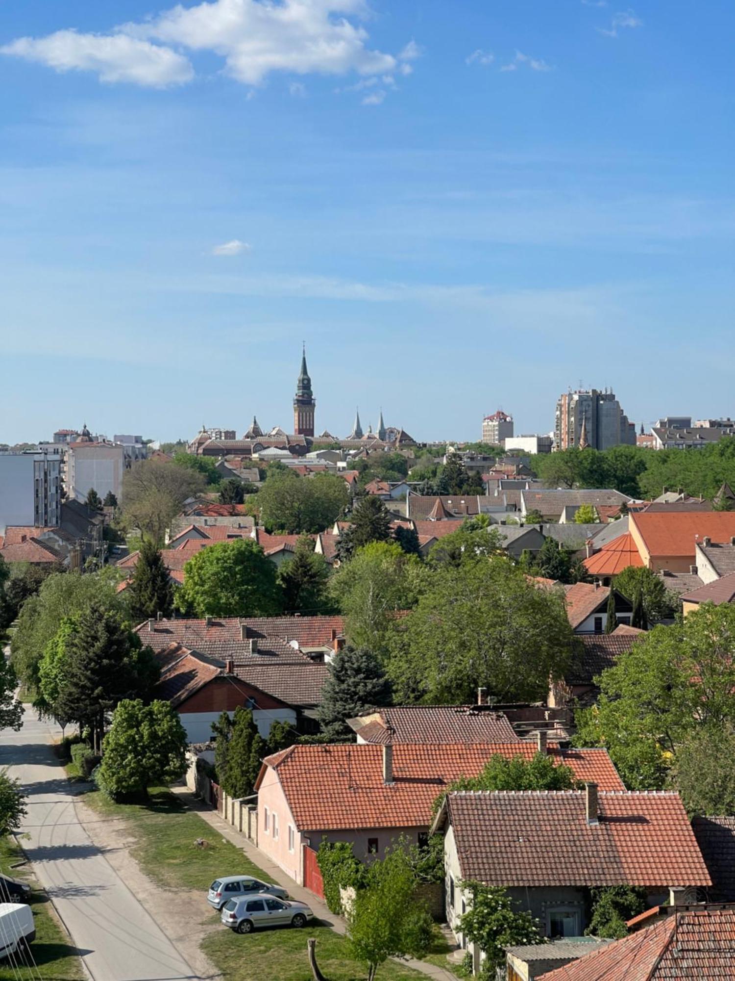 Synthesis Apartments Суботица Экстерьер фото